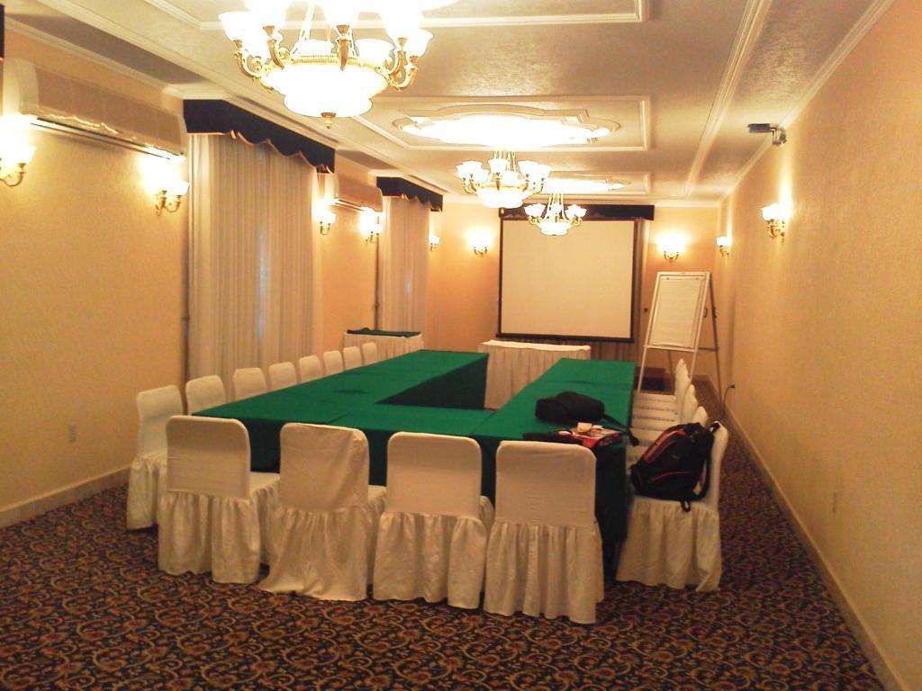 טמפיקו Hotel Montecarlo מראה חיצוני תמונה
