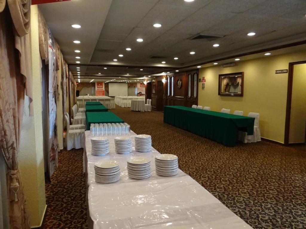 טמפיקו Hotel Montecarlo מראה חיצוני תמונה